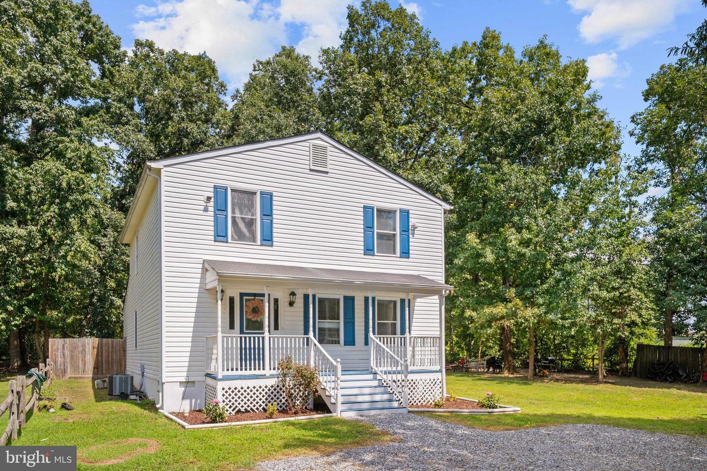 111 Pender St Property Photo 6