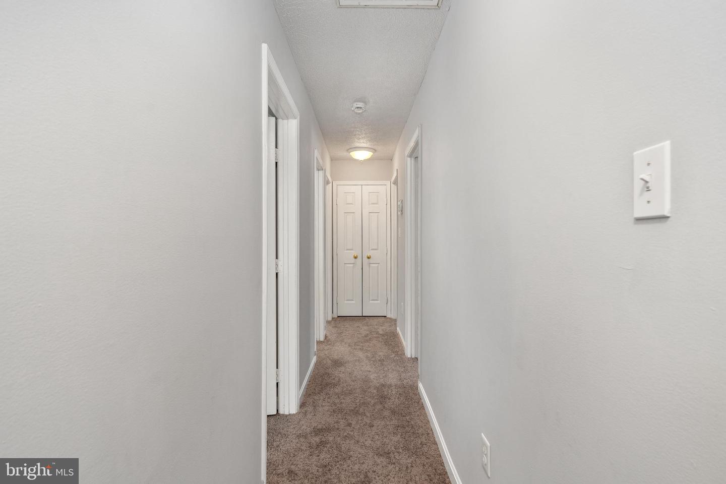 111 Pender St Property Photo 32