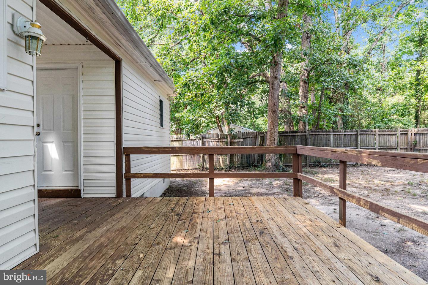 111 Pender St Property Photo 45