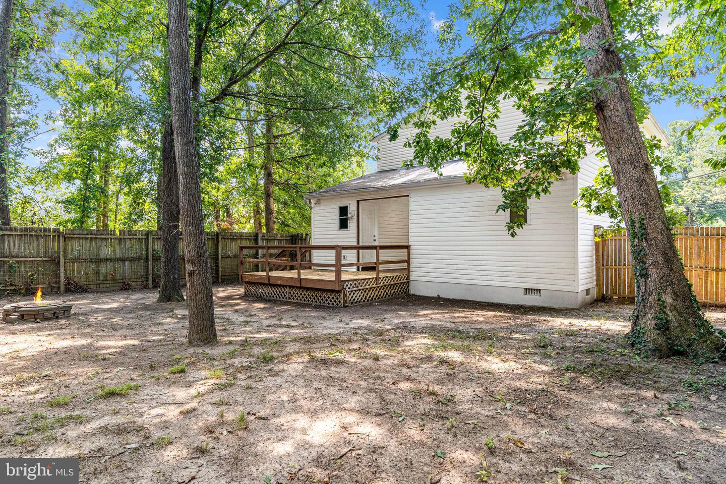 111 Pender St Property Photo 46