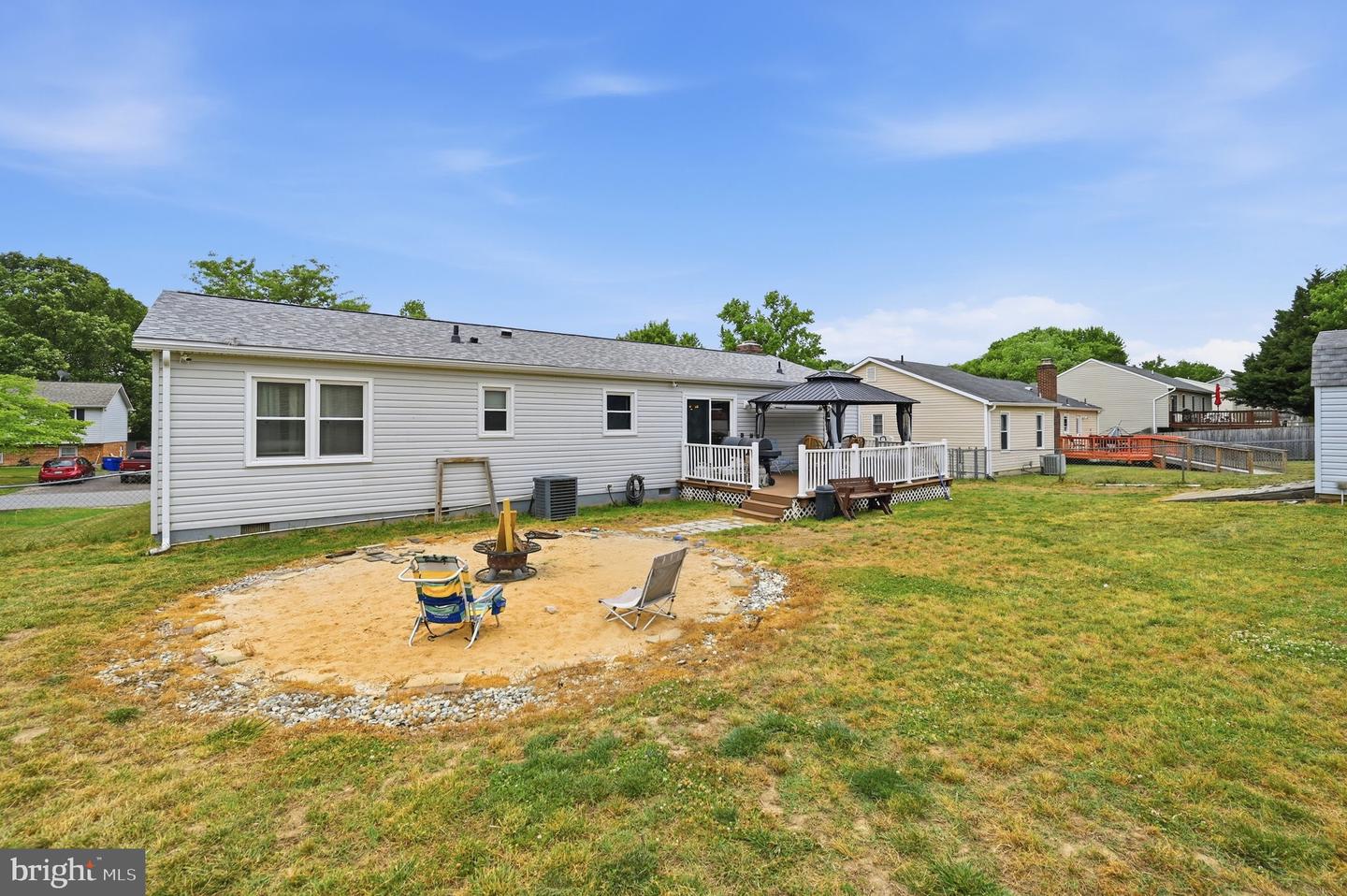 5725 Up A Way Dr Property Photo 32