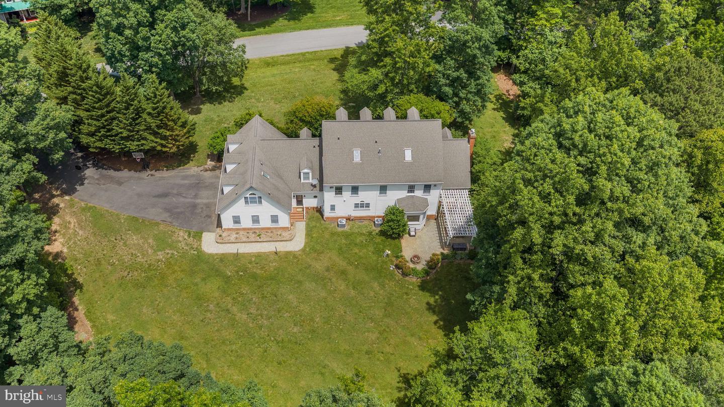 8412 Pathfinders Ct Property Photo 8