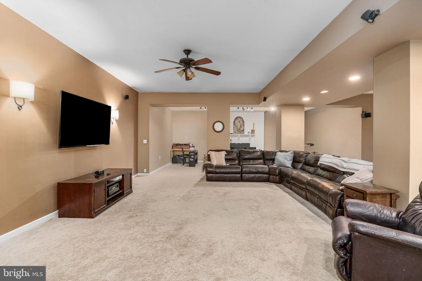8412 Pathfinders Ct Property Photo 55