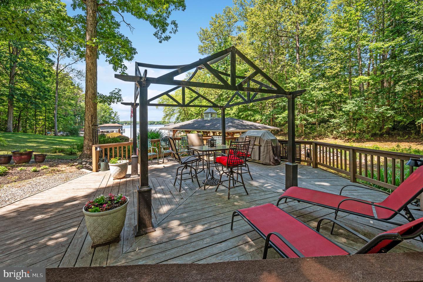 11105 Waddell Rd Property Photo 13