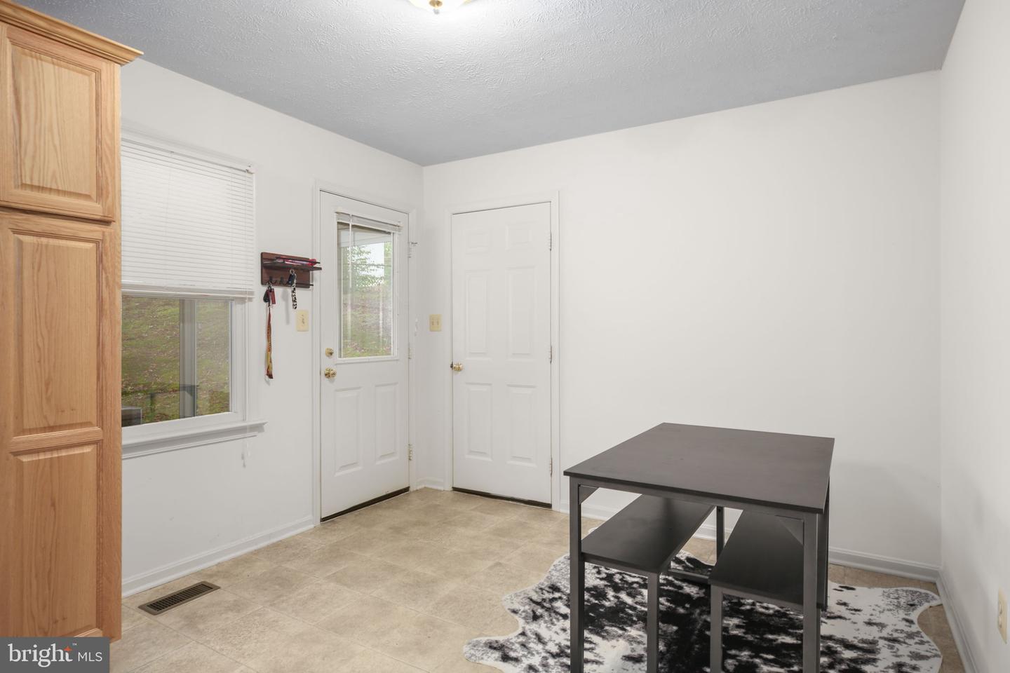 6317 Plantation Forest Dr Property Photo 9