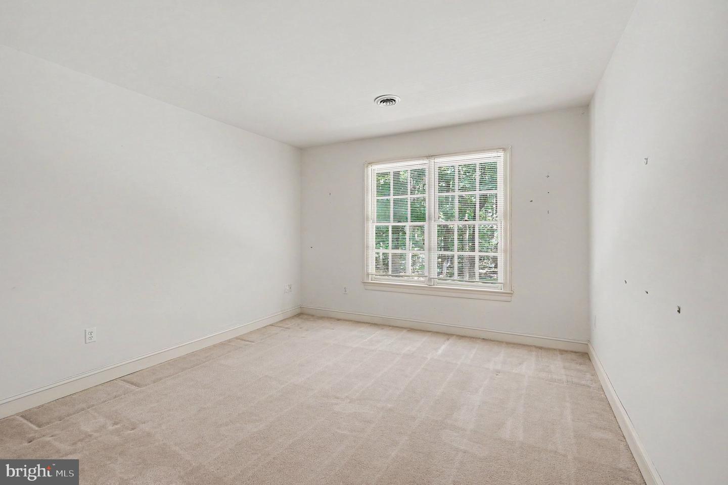 13517 5th Corps Ln Property Photo 28