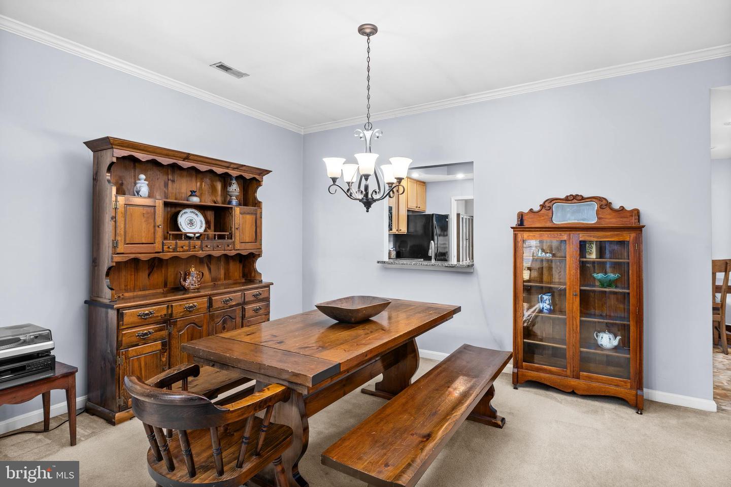 11208 Silversmith Ln Property Photo 14