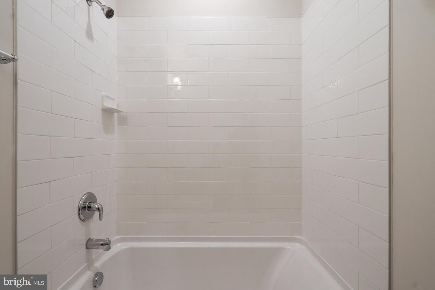 11509 Chalmers Ln Property Photo 23