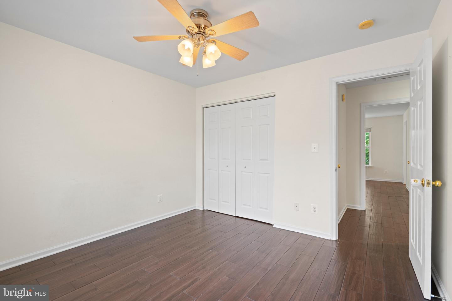 12816 Garrison Ln Property Photo 20
