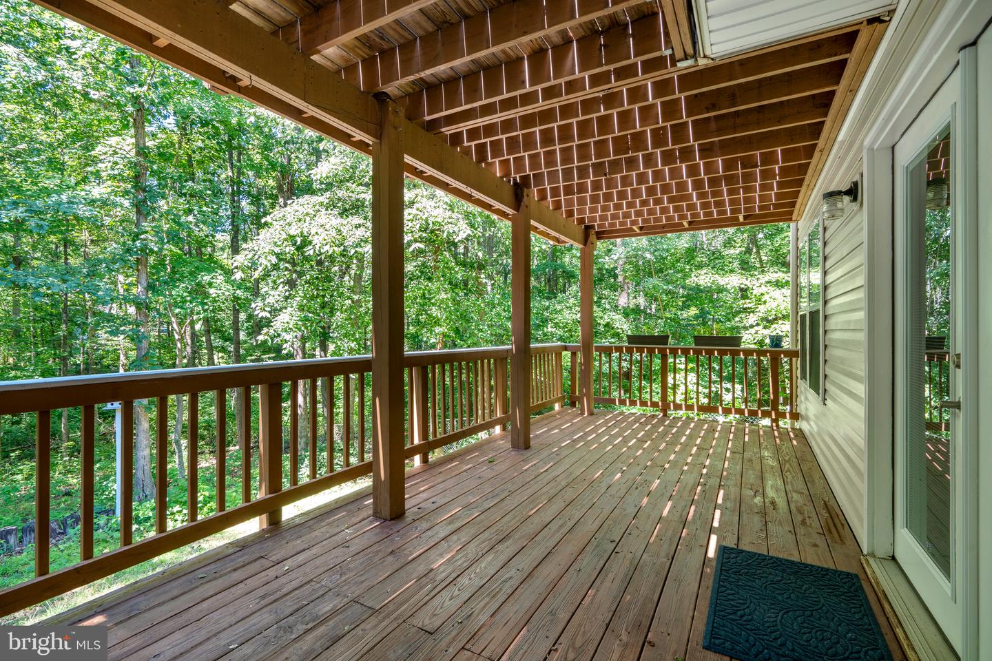 12816 Garrison Ln Property Photo 33