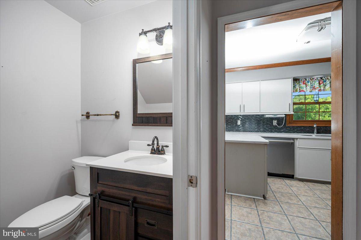 10624 Heather Greens Cir Property Photo 42