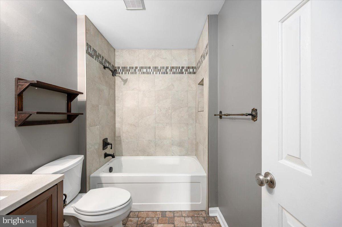 10624 Heather Greens Cir Property Photo 58
