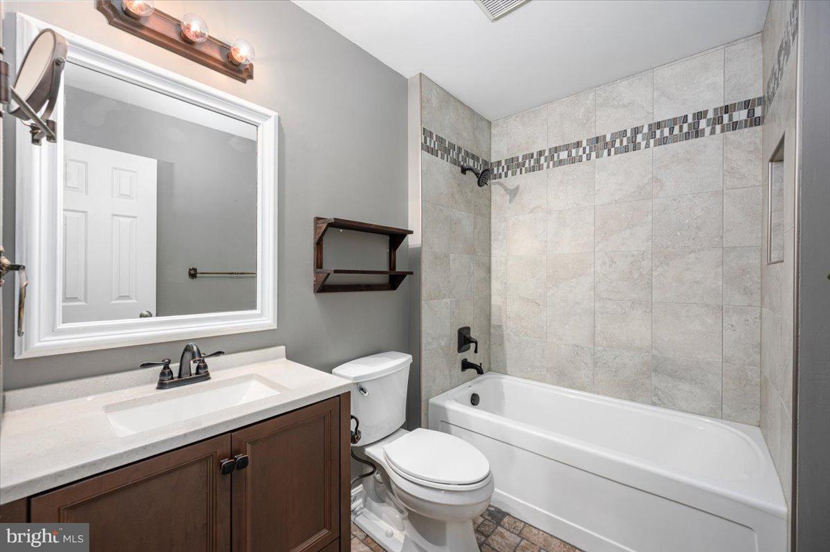 10624 Heather Greens Cir Property Photo 59