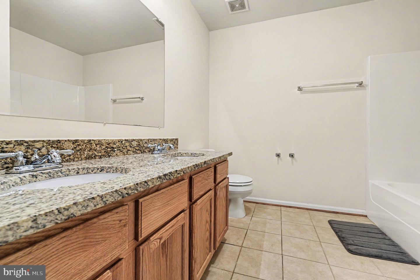 8531 Livingston Ct Property Photo 19