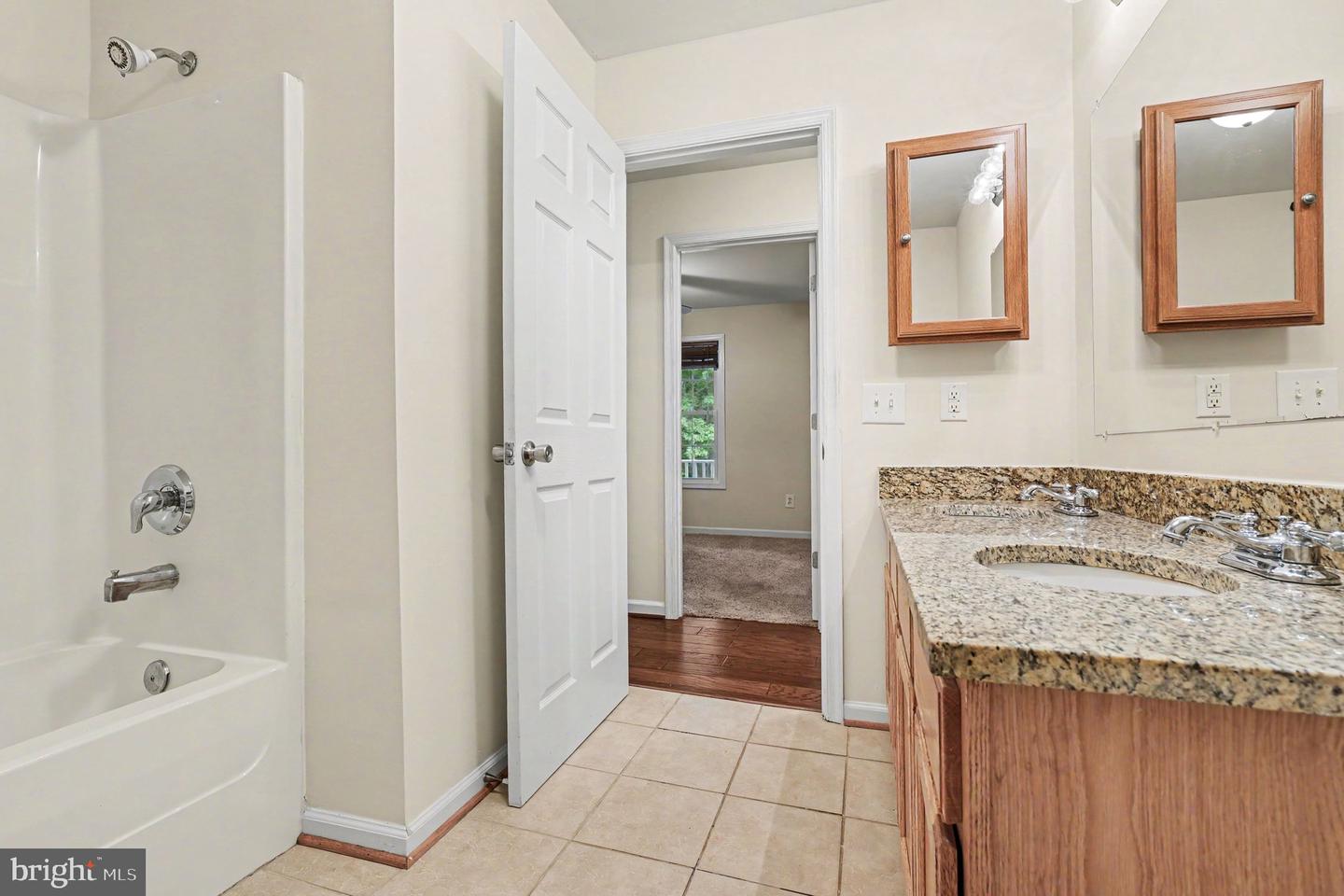 8531 Livingston Ct Property Photo 20