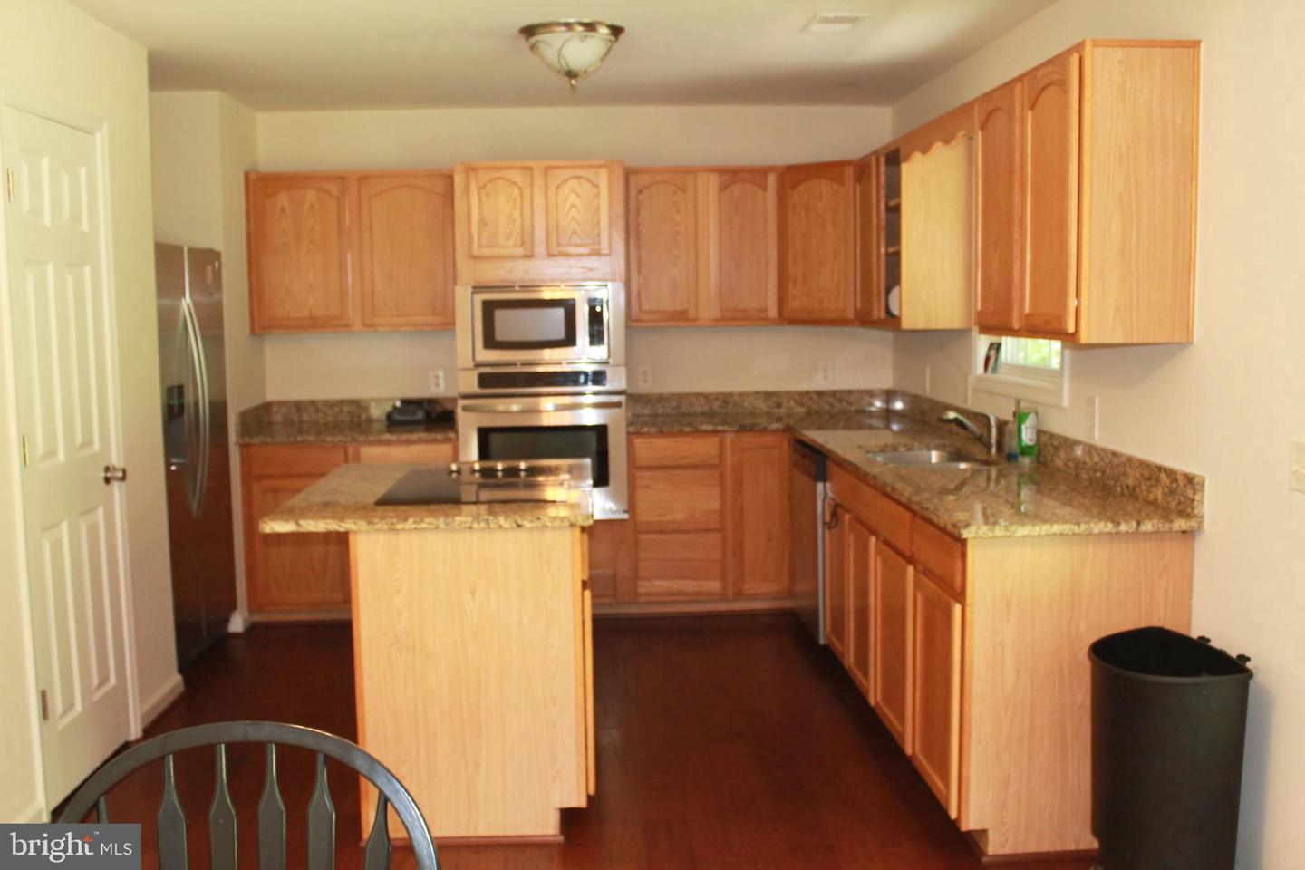 8531 Livingston Ct Property Photo 43