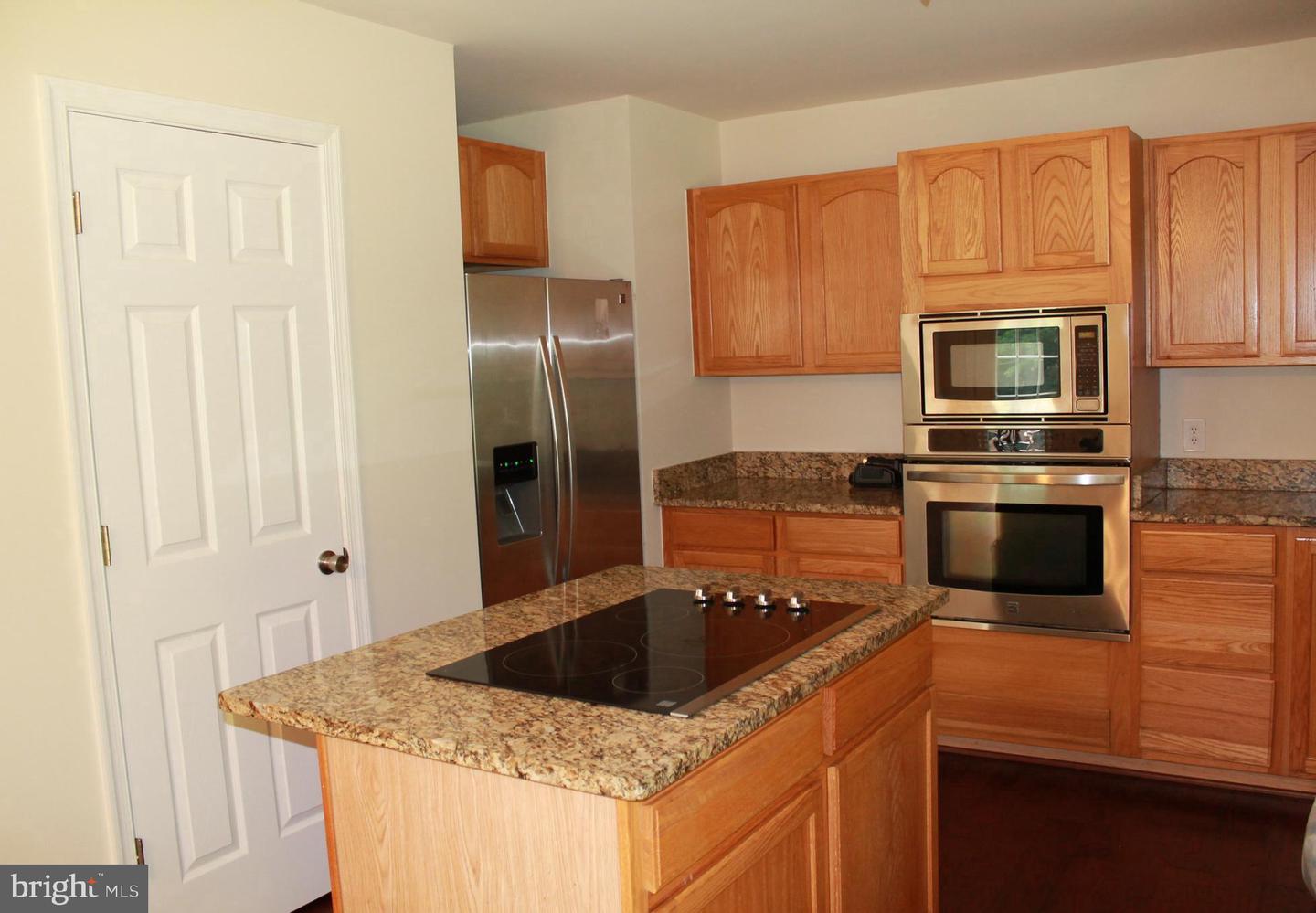 8531 Livingston Ct Property Photo 48