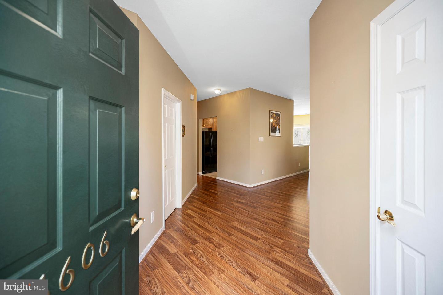 6606 Twin Cedars Ct Property Photo 6