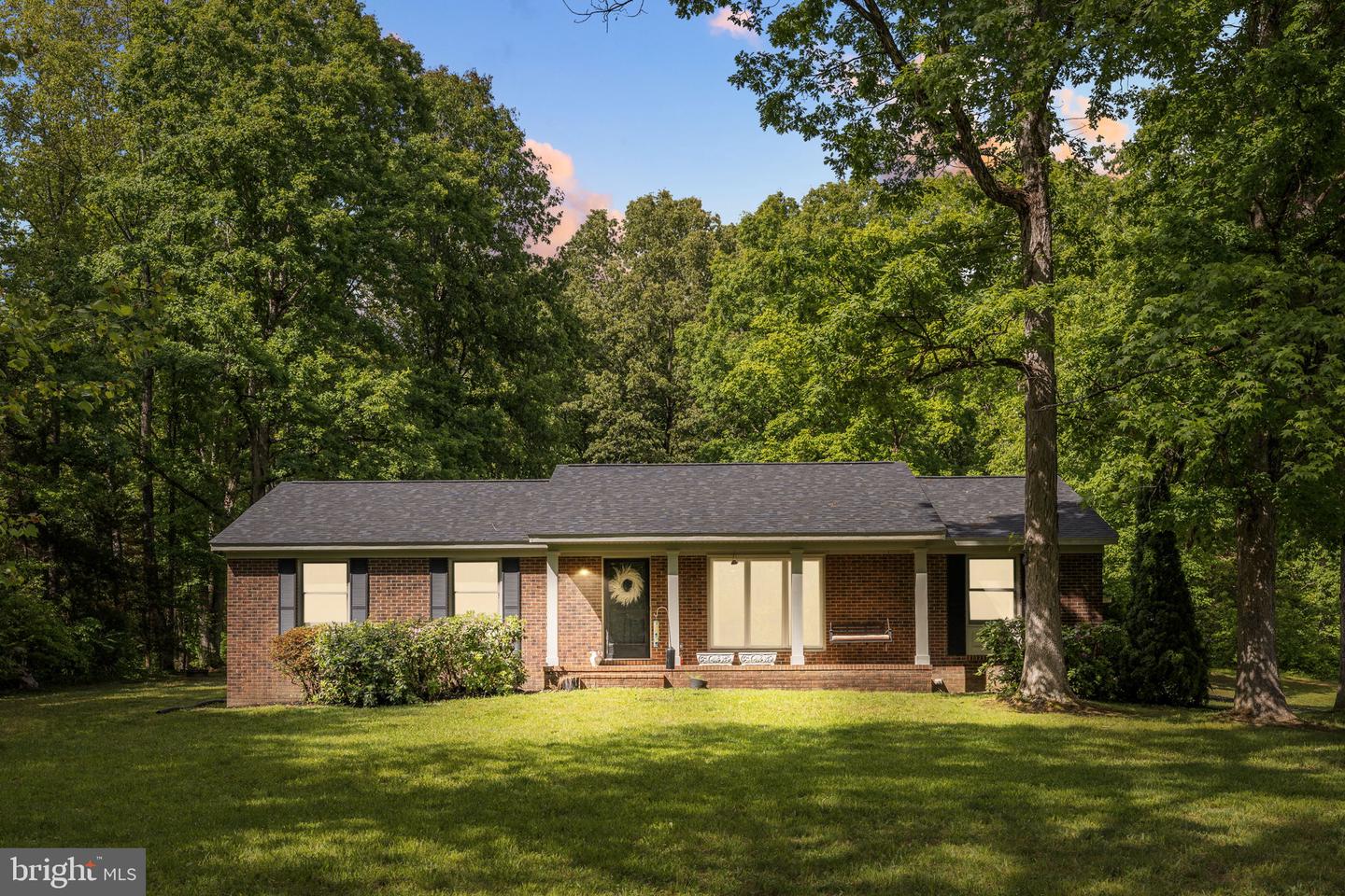 7501 Hunters Lodge Dr Property Photo 1