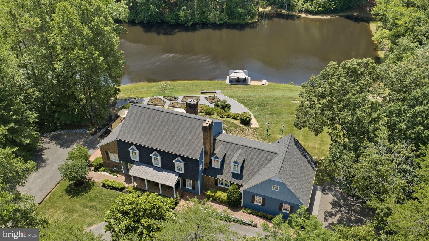 7409 River Rd Property Photo 1