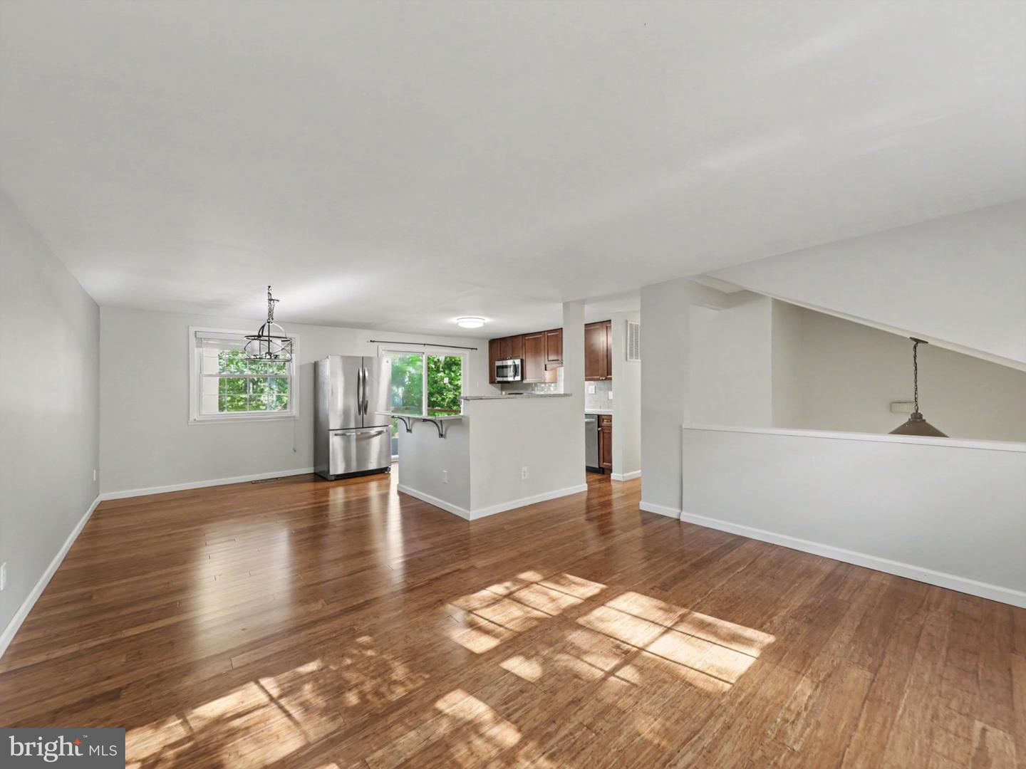 67 Devonne Dr Property Photo 3