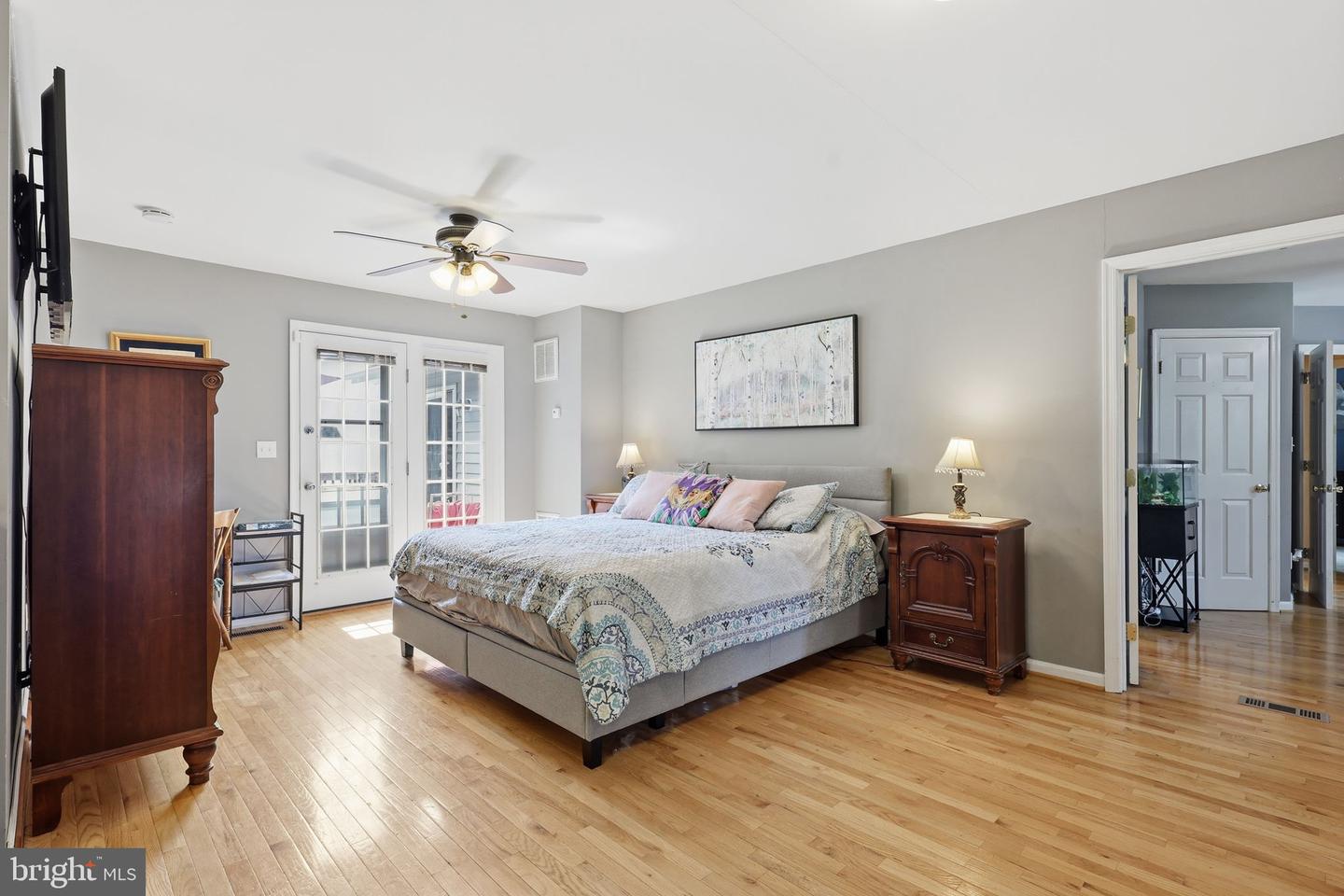7422 Laura Ln Property Photo 11