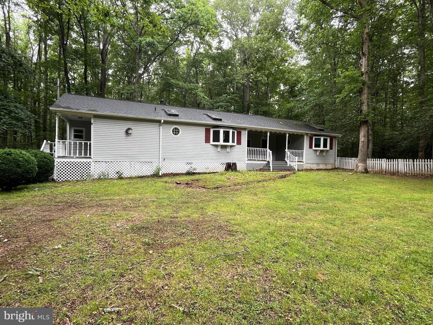 9809 Peppertree Rd Property Photo 1