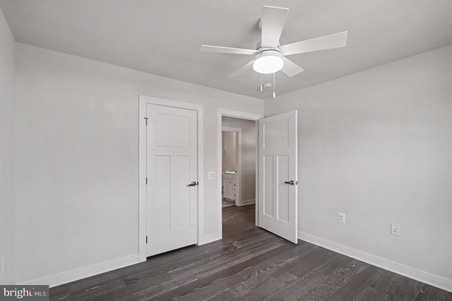 8914 Penrith Dr Property Photo 14