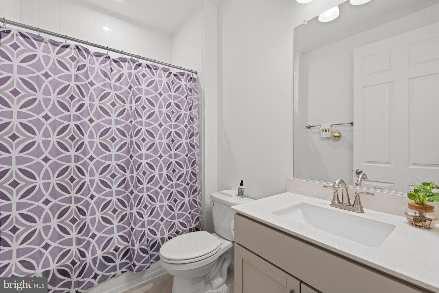 8539 Fleetwood Dr Property Photo 26