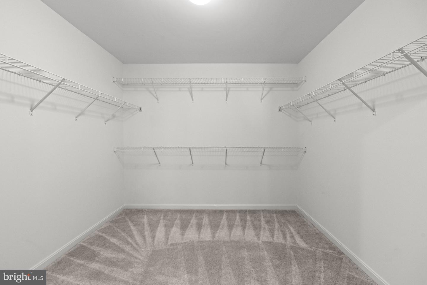 8539 Fleetwood Dr Property Photo 28