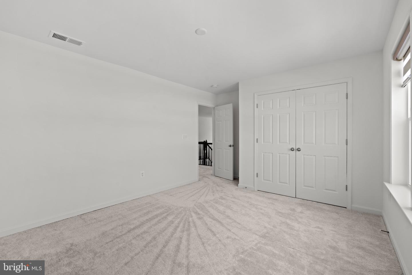 8539 Fleetwood Dr Property Photo 32