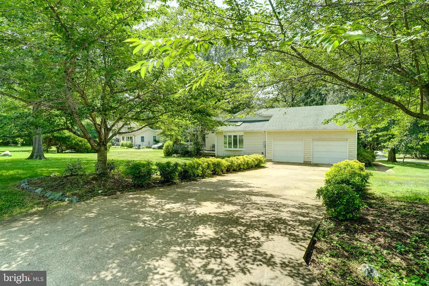 7213 Deerhill Rd Property Photo 3