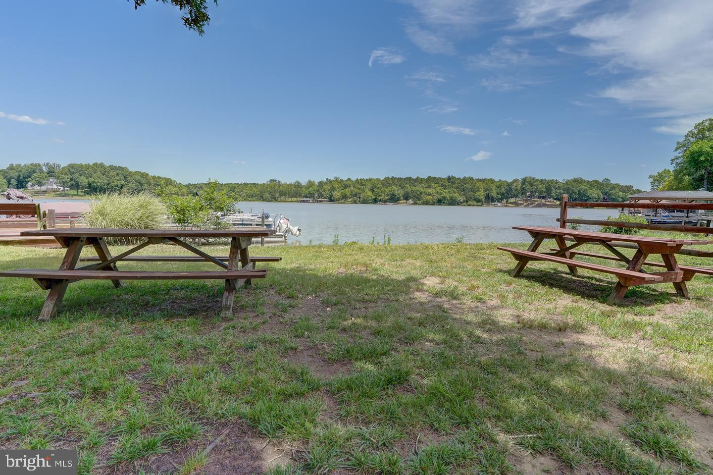 7213 Deerhill Rd Property Photo 6