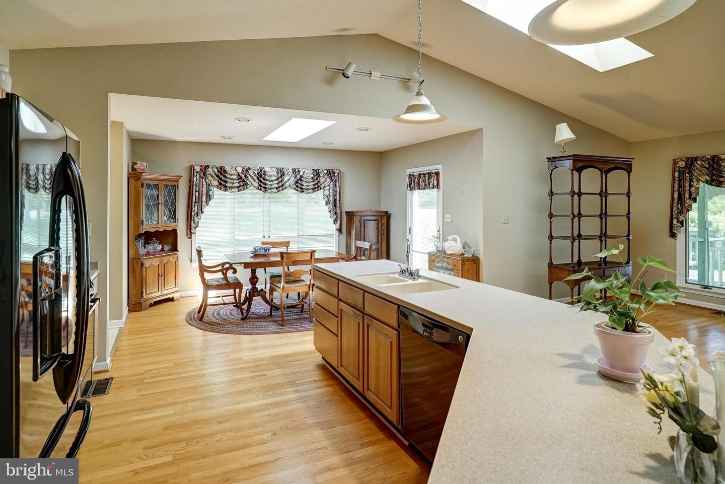 7213 Deerhill Rd Property Photo 20