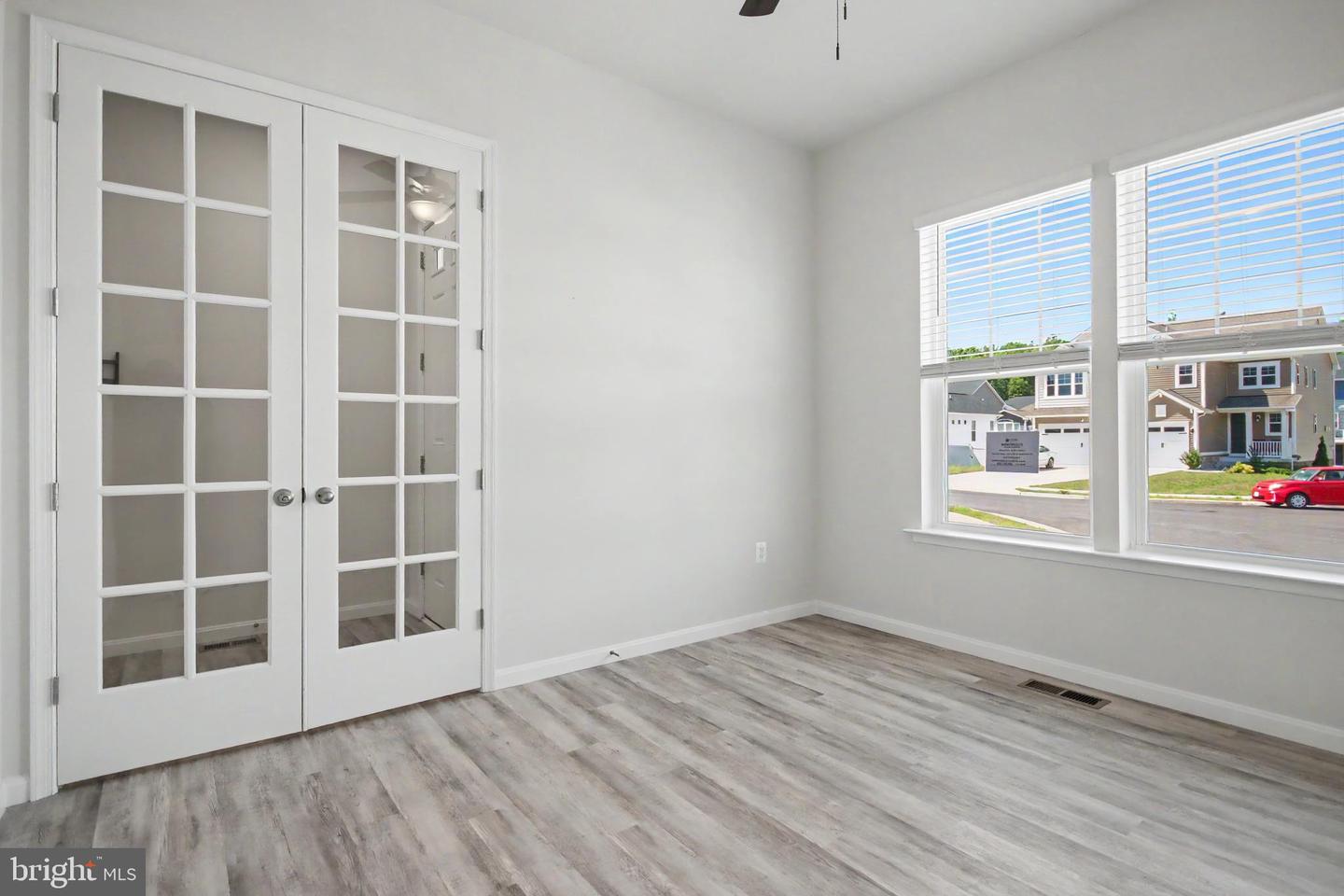 7515 Oakham Dr Property Photo 6