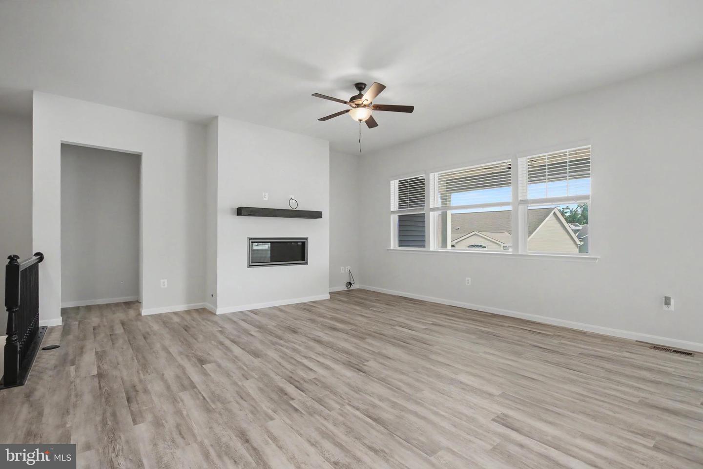 7515 Oakham Dr Property Photo 7