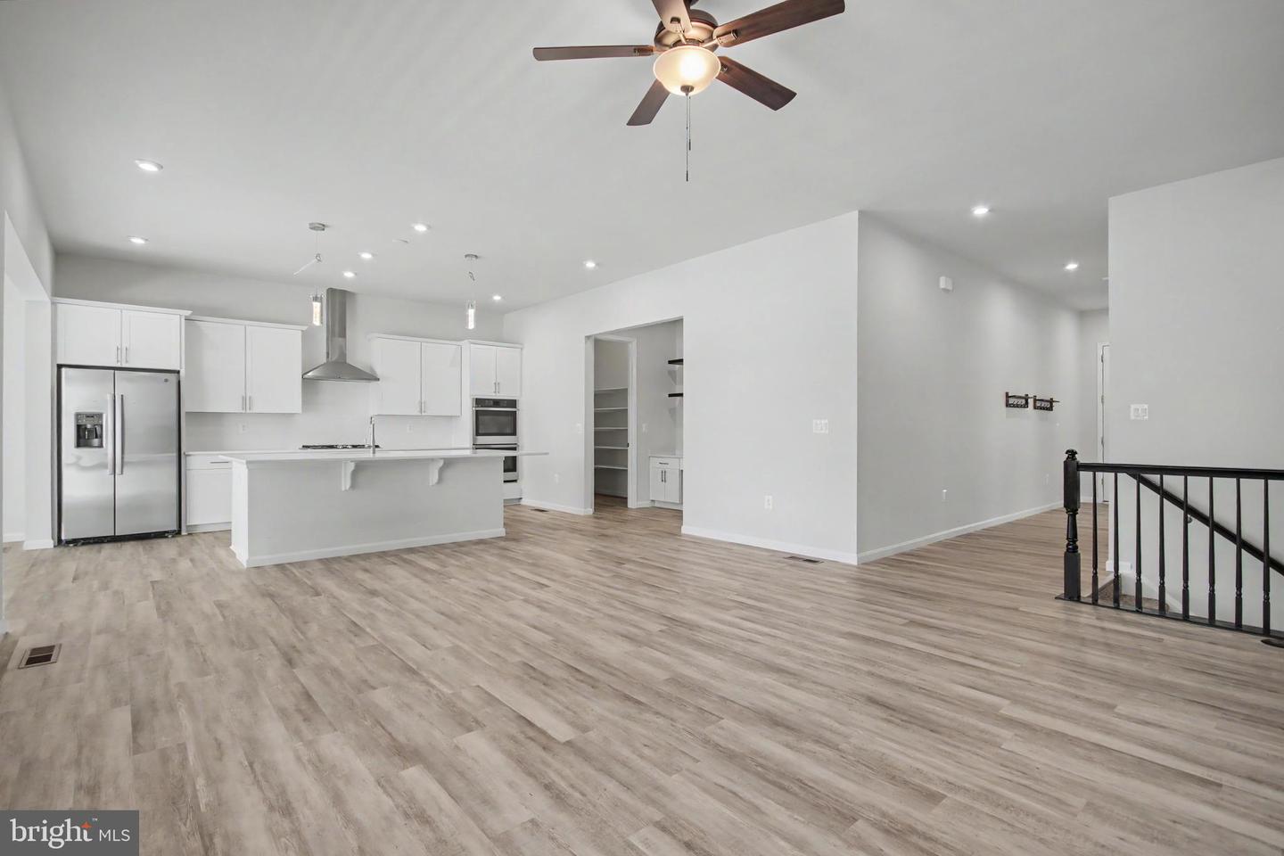 7515 Oakham Dr Property Photo 8