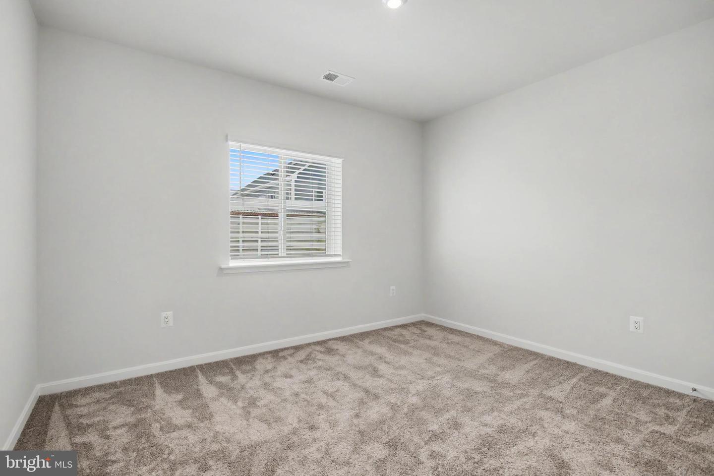 7515 Oakham Dr Property Photo 17