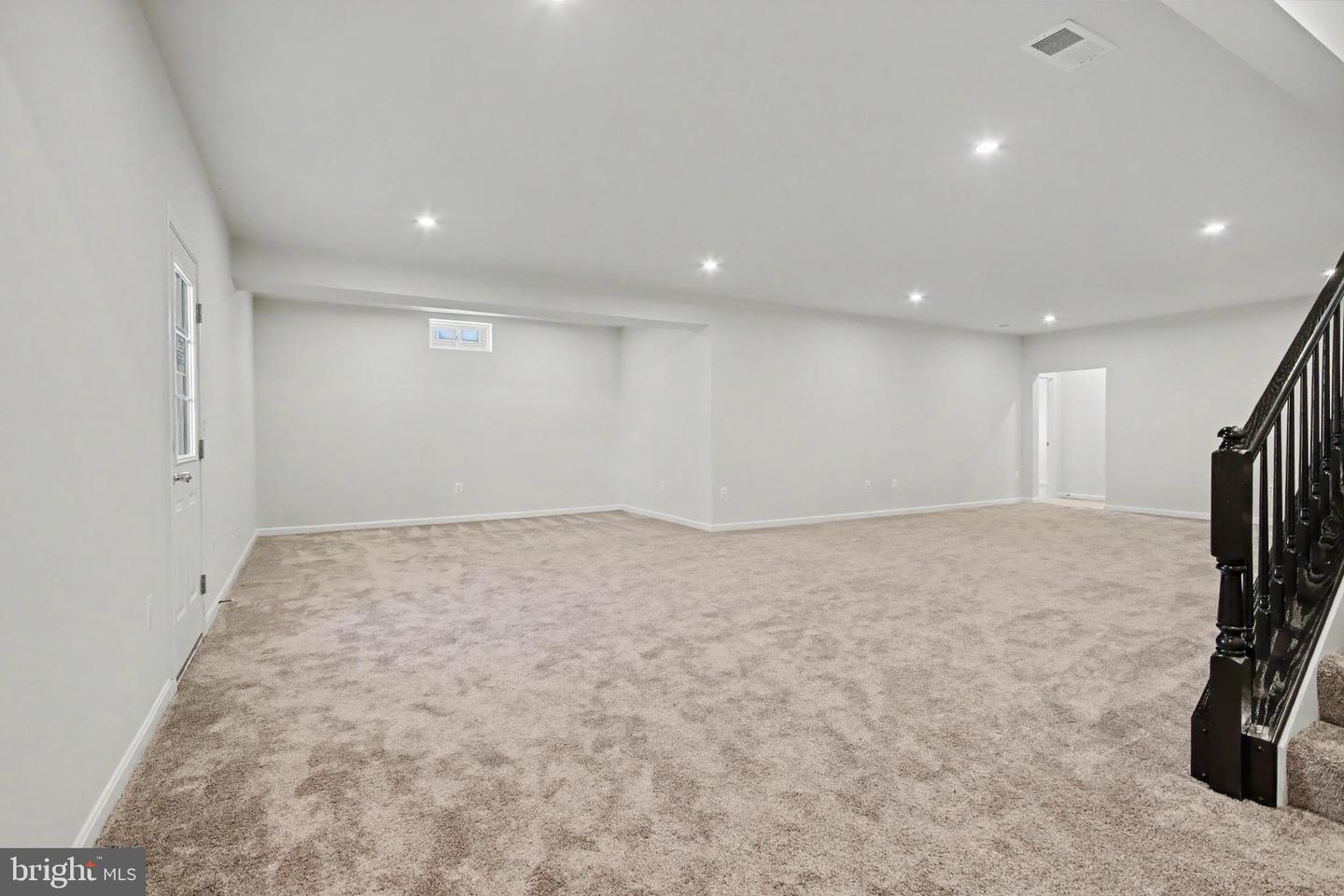 7515 Oakham Dr Property Photo 18