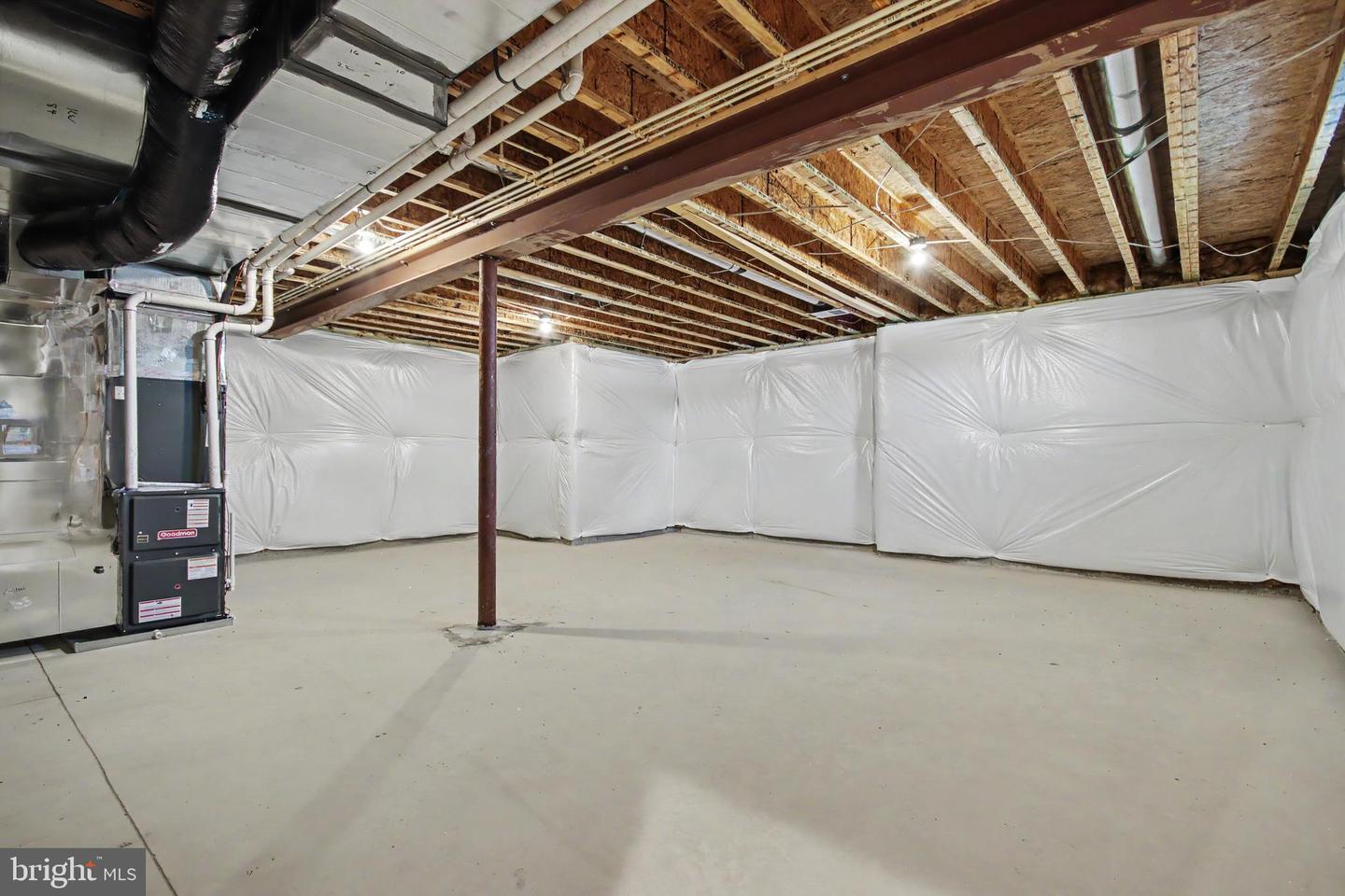 7515 Oakham Dr Property Photo 21