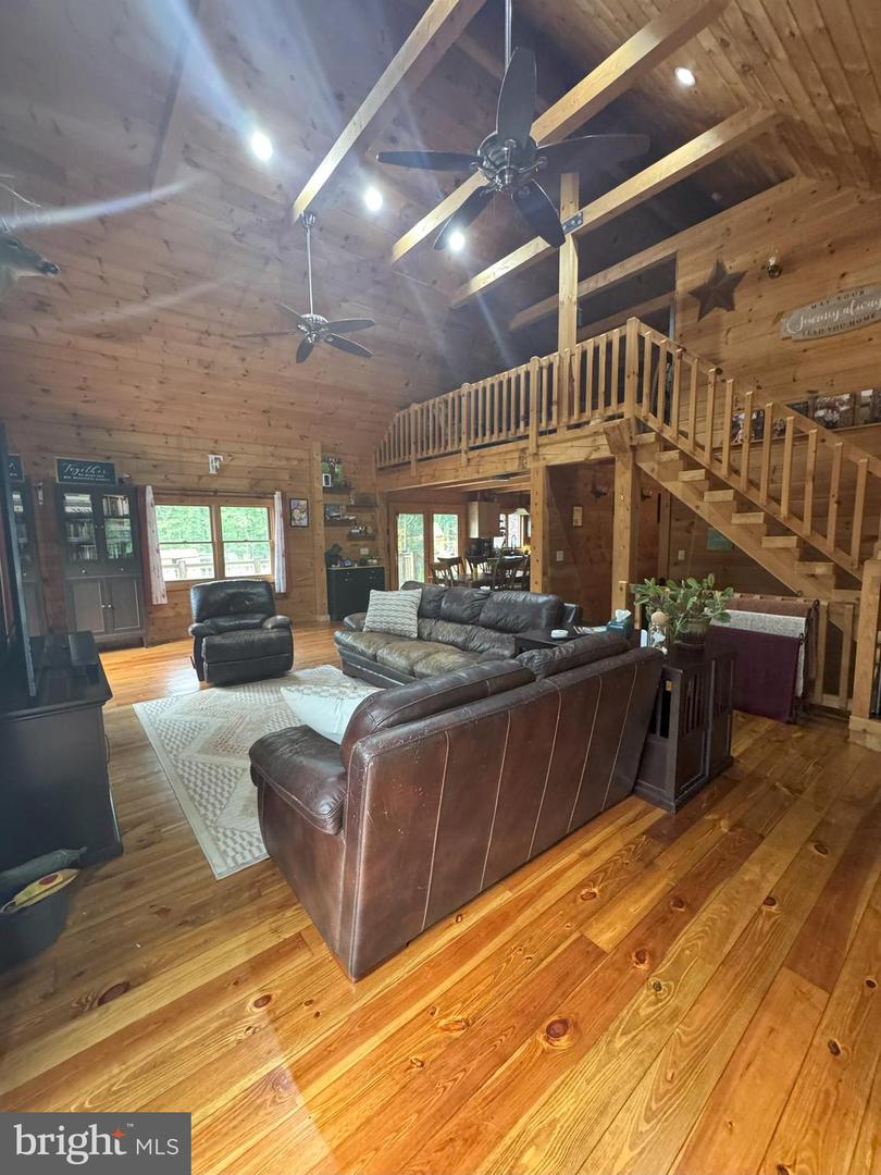 10409 Treaty Ct Property Photo 30