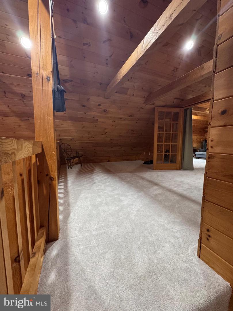 10409 Treaty Ct Property Photo 54