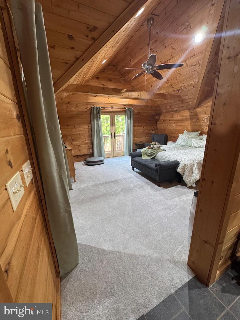 10409 Treaty Ct Property Photo 57