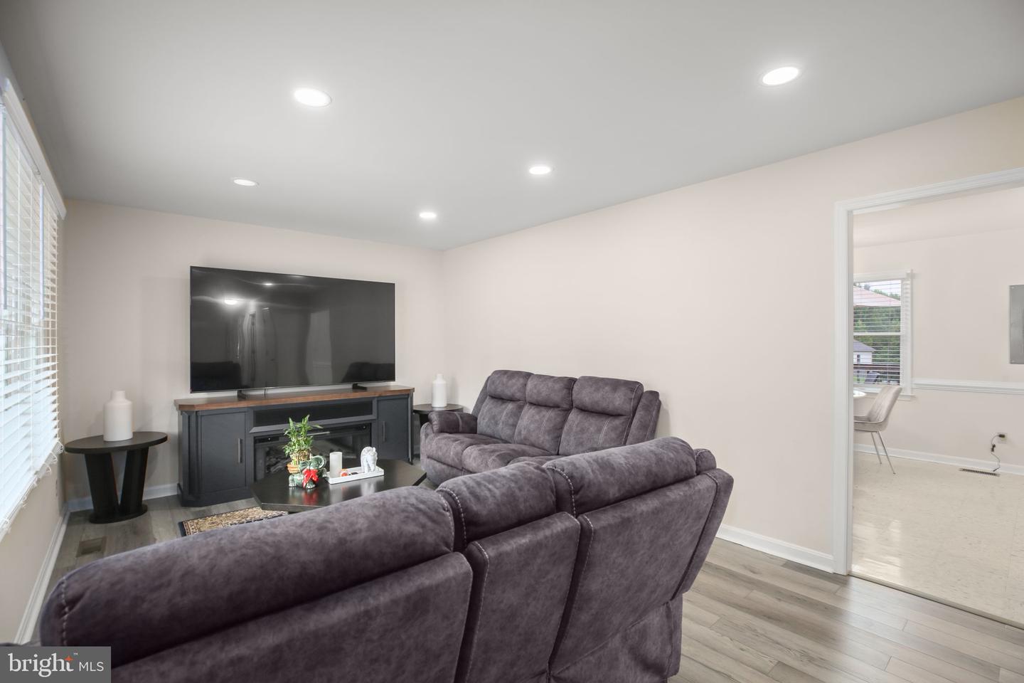 11517 Piedmont Property Photo 4