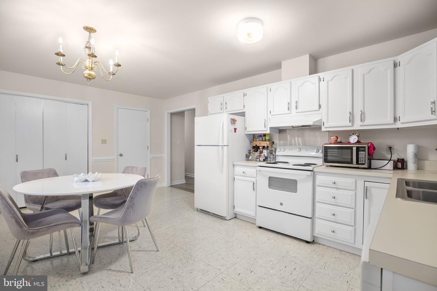 11517 Piedmont Property Photo 8