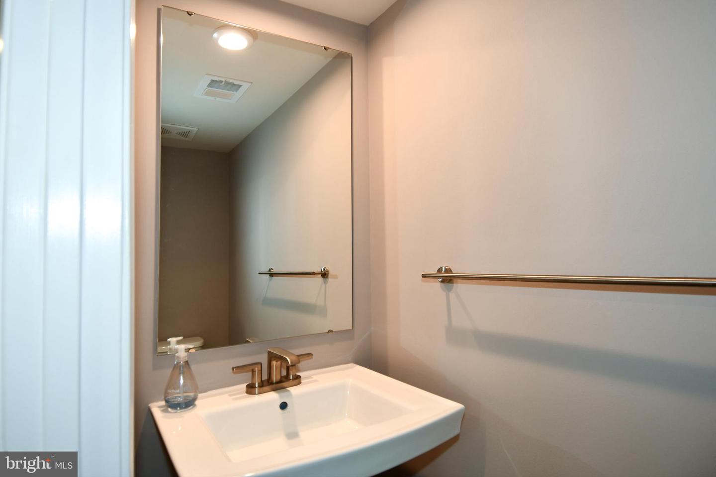 4539 Briarhaven Dr Property Photo 6