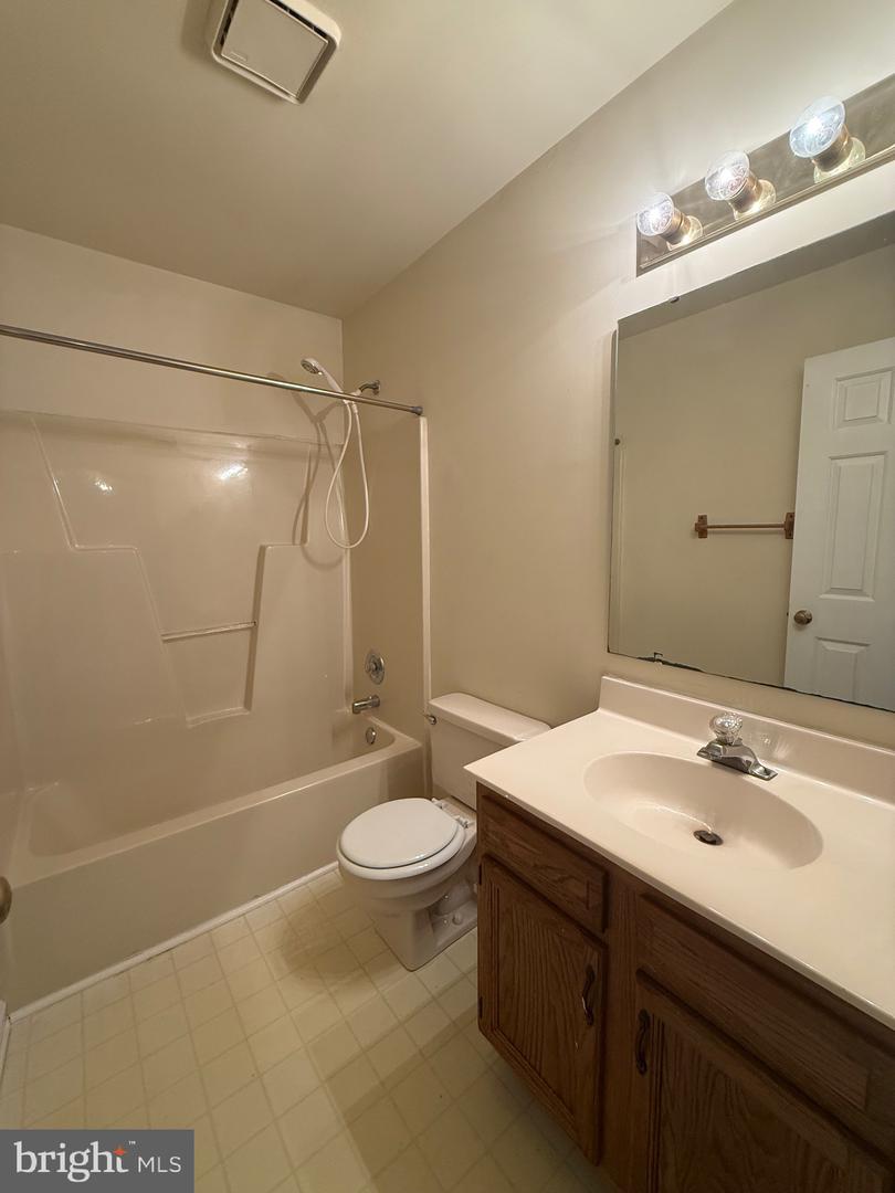 7110 Sharon Rd Property Photo 10