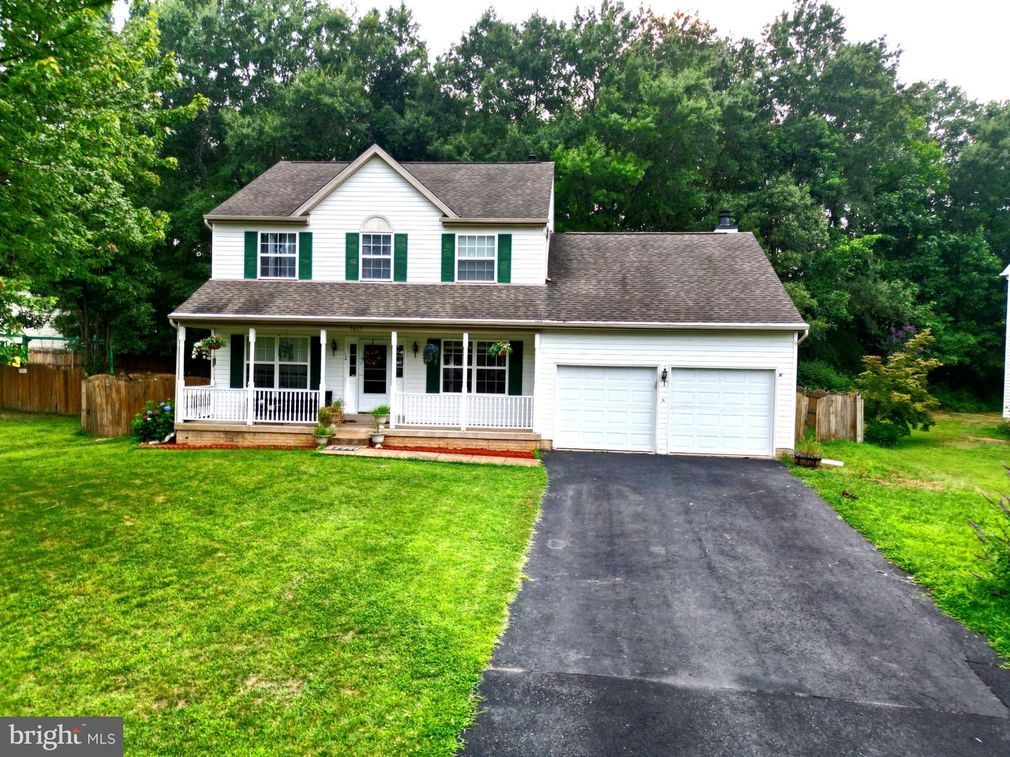5617 Cambridge Dr Property Photo 1