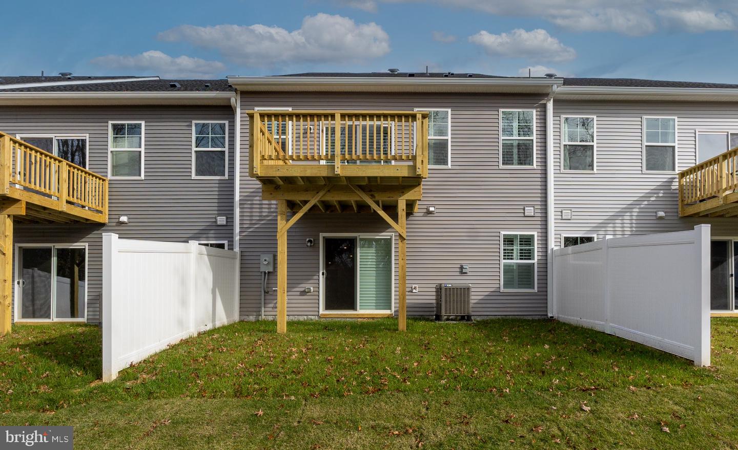 10603 Afton Grove Ct Property Photo 2