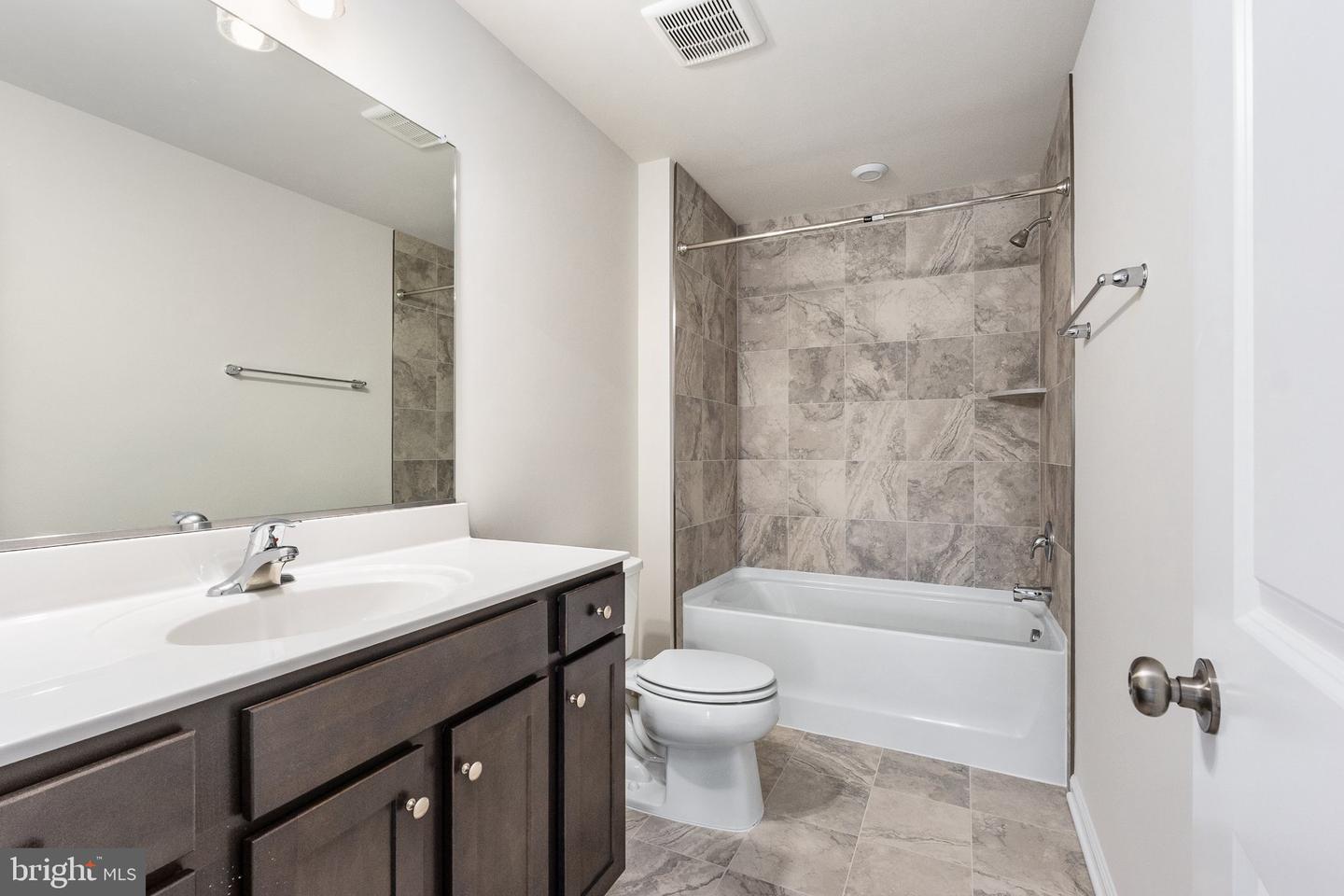 10603 Afton Grove Ct Property Photo 20